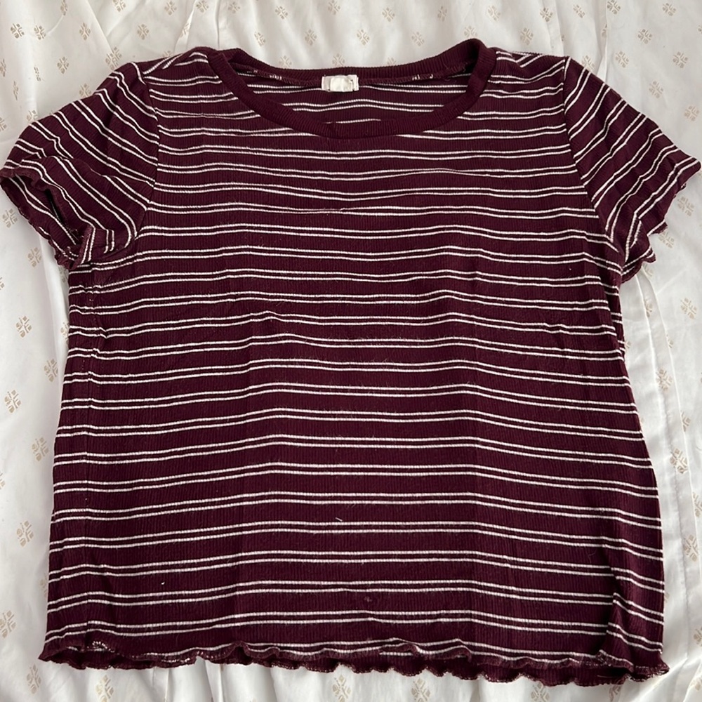 Maroon striped top from Garage size m